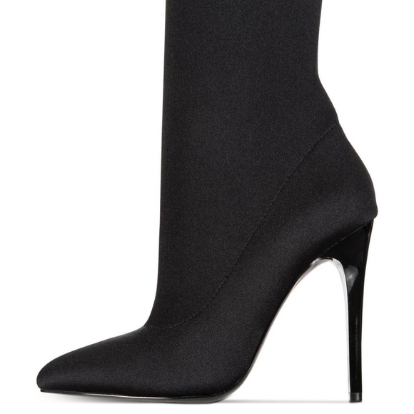 Call It Spring HAILASSI Black Sock Booties 7 - Picture 1 of 10